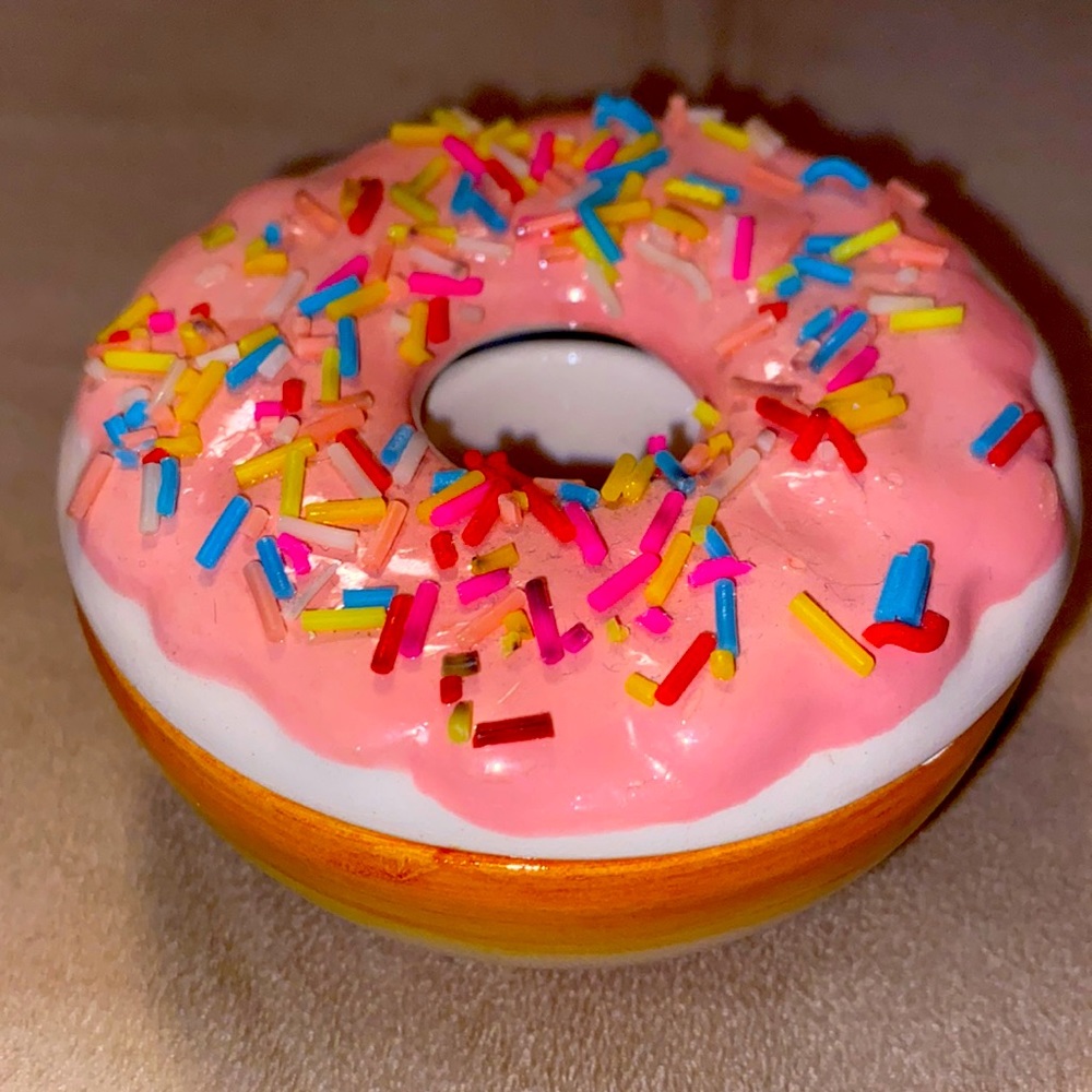 Donut jewelry box